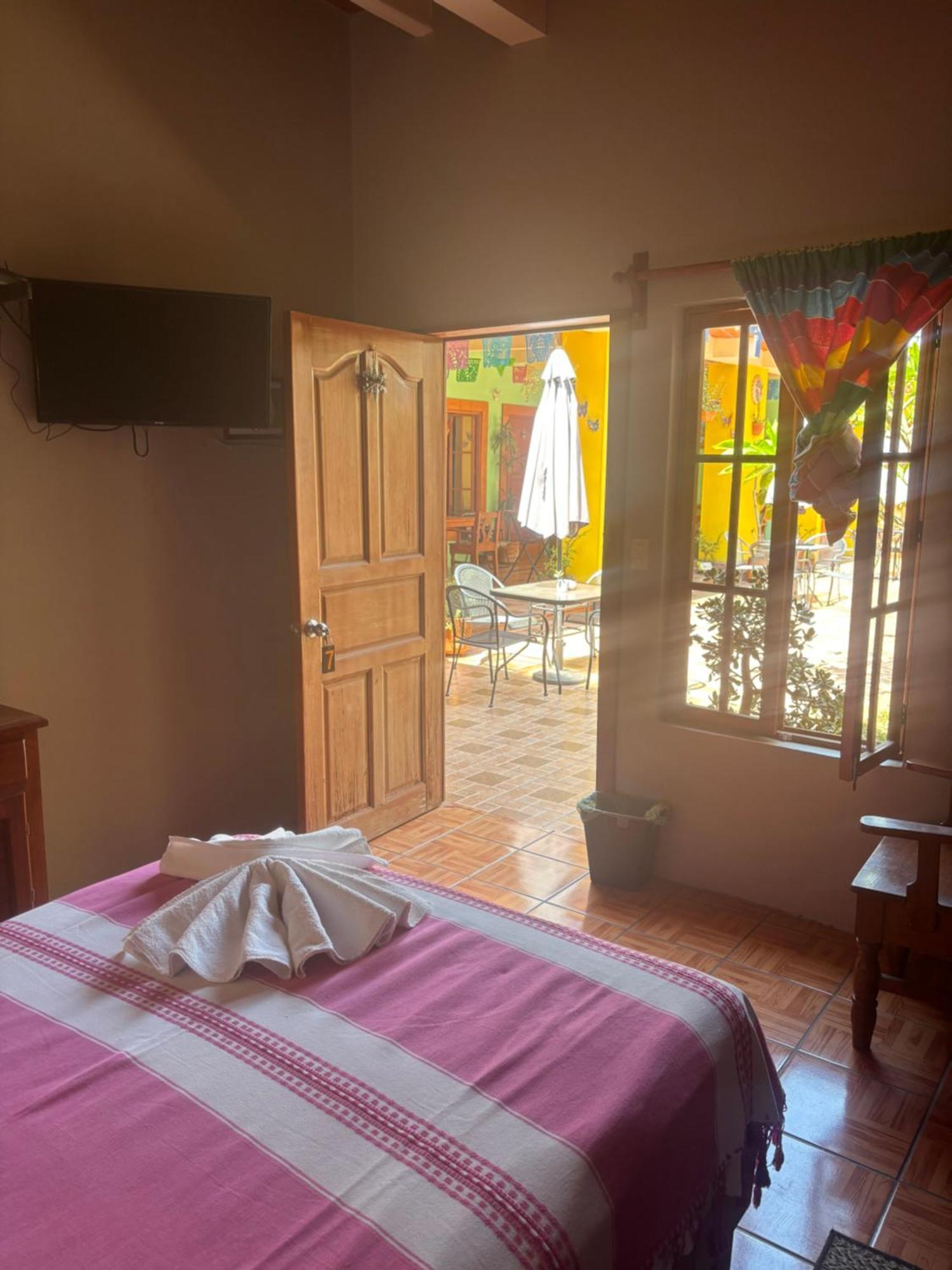 Hotel Posada "Mi Rosita" Oaxaca Екстер'єр фото
