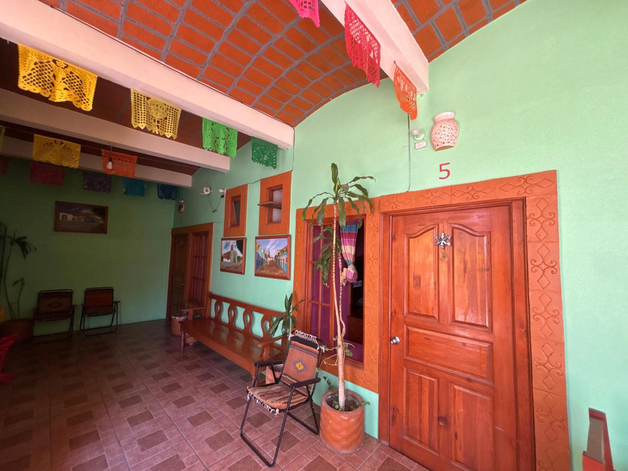 Hotel Posada "Mi Rosita" Oaxaca Екстер'єр фото